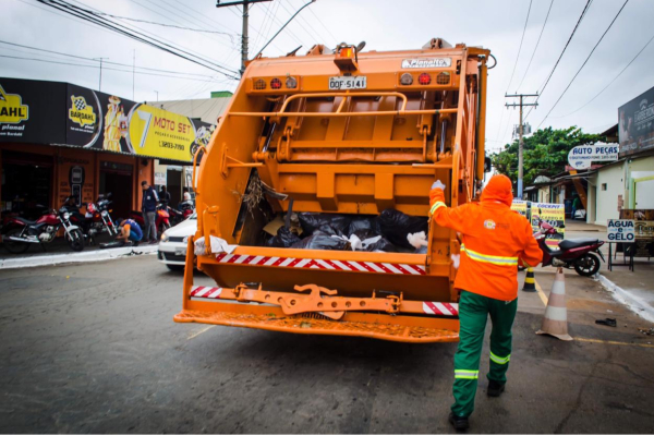 Comurg lança edital para alugar 30 caminhões da coleta de  lixo em Goiânia